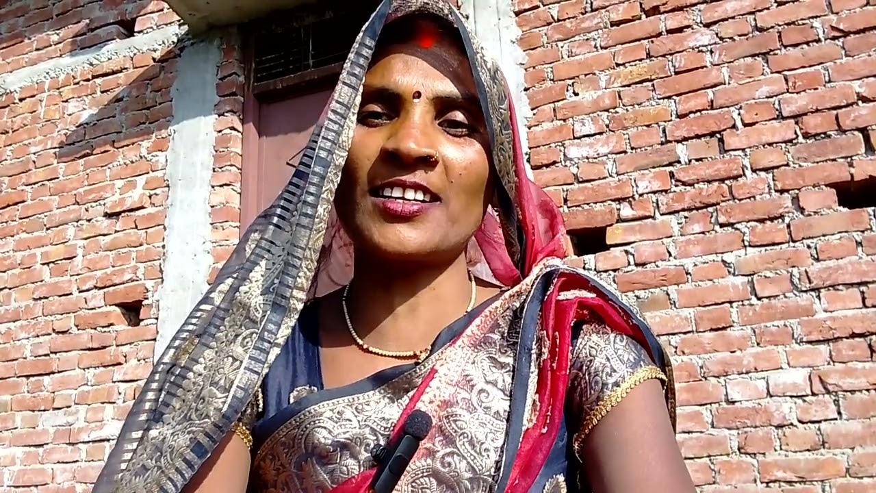 अठन्नी चवन्नी जिले में दूल्हे की बहन निकल गई फागुन होली में
