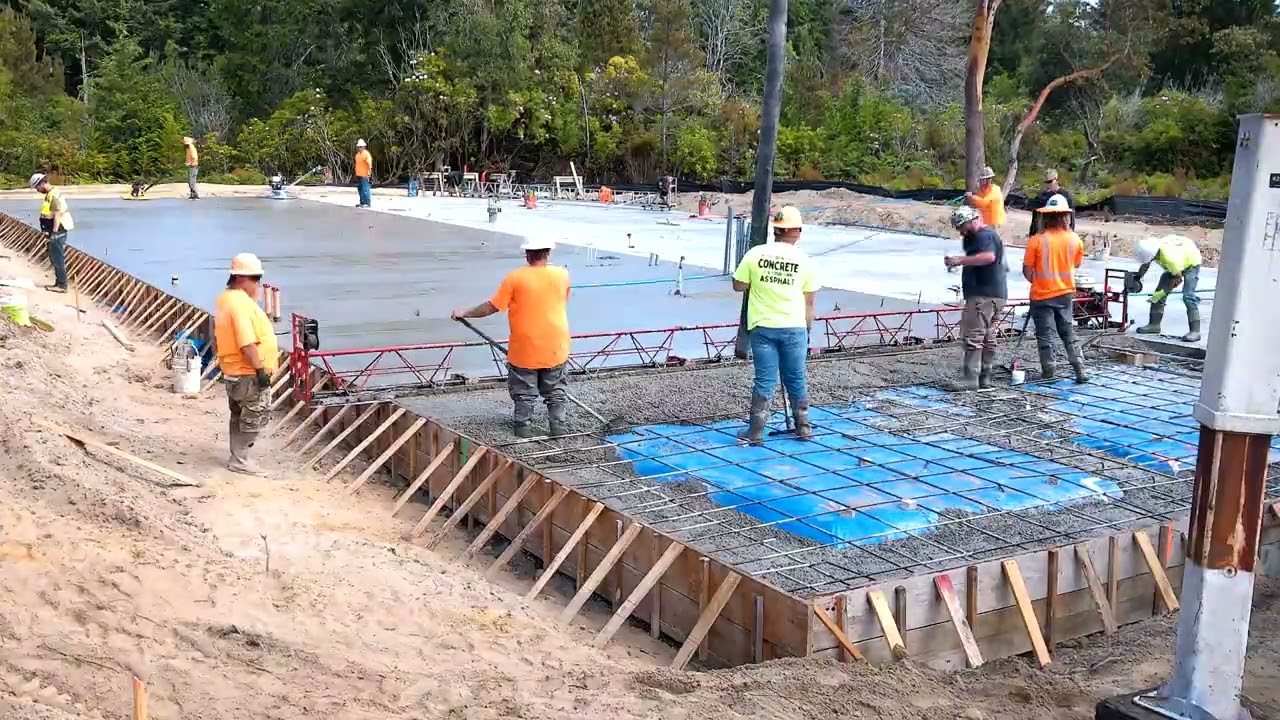 30x120 Concrete slab pour with truss screed