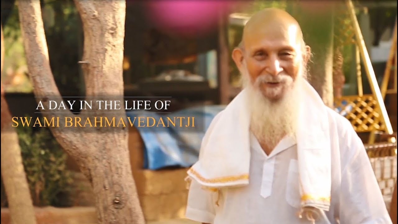 A Day in the Life of Swami Brahmavedantji _ 2016 (Documentary w/ English subtitles)
