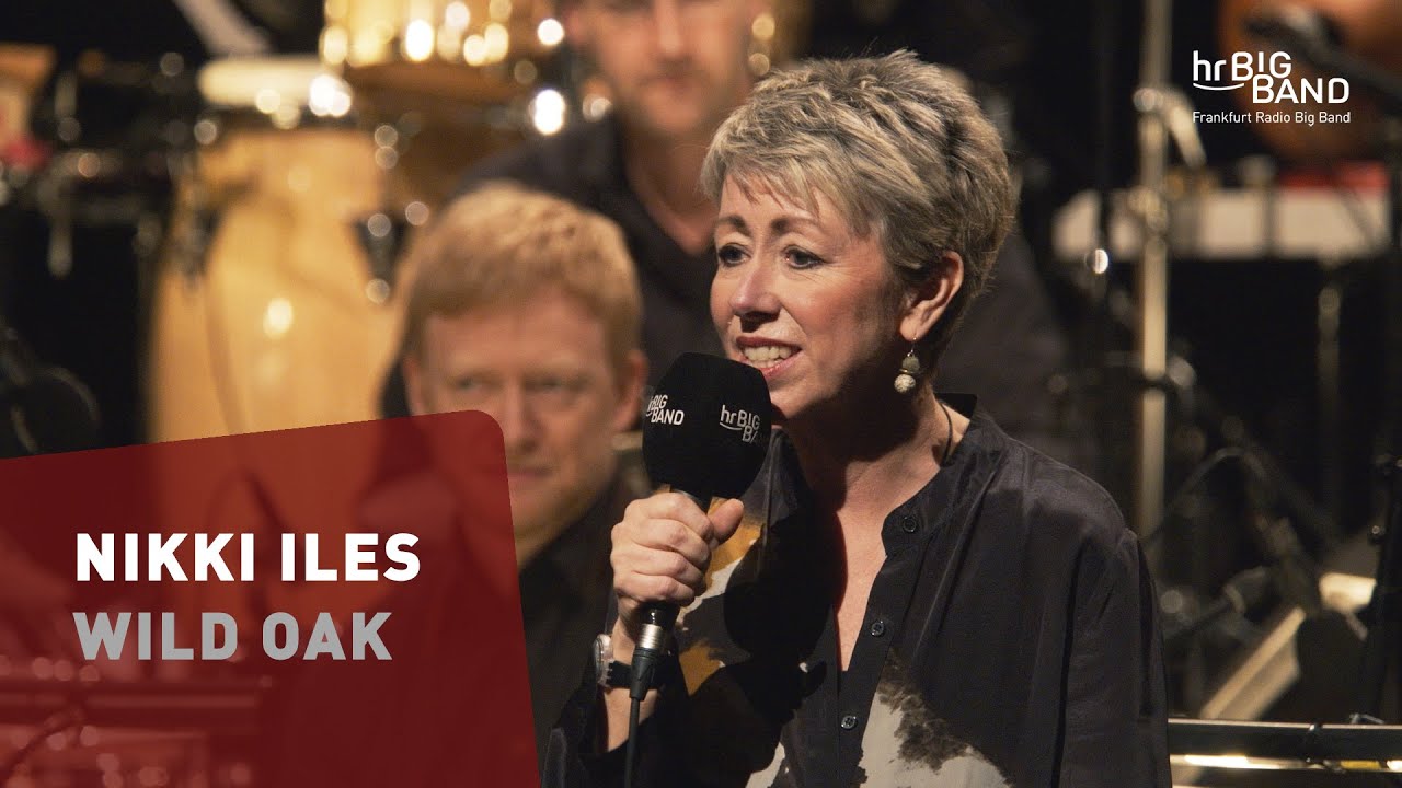 Nikki Iles: 