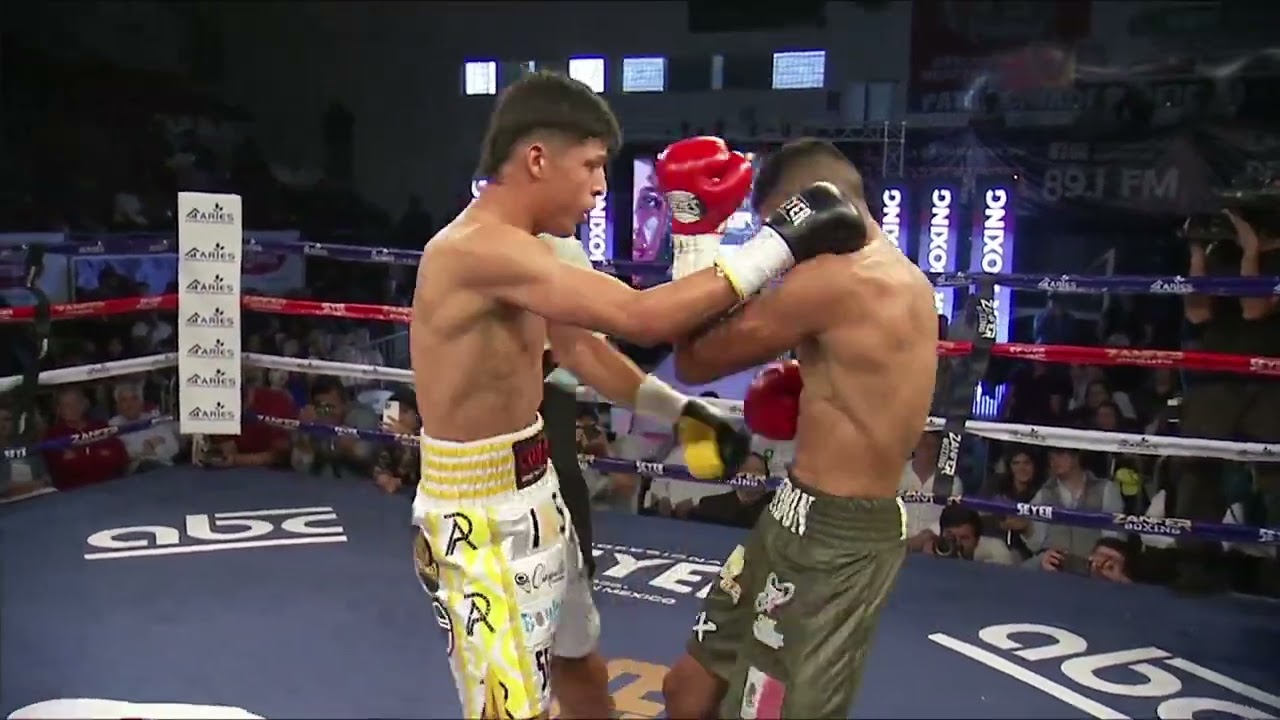 Ruben Aguilar vs Brandon Pérez