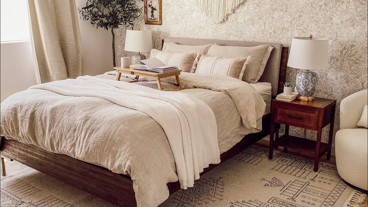 My NEW Midcentury Cottage Style Bedroom MAKEOVER!