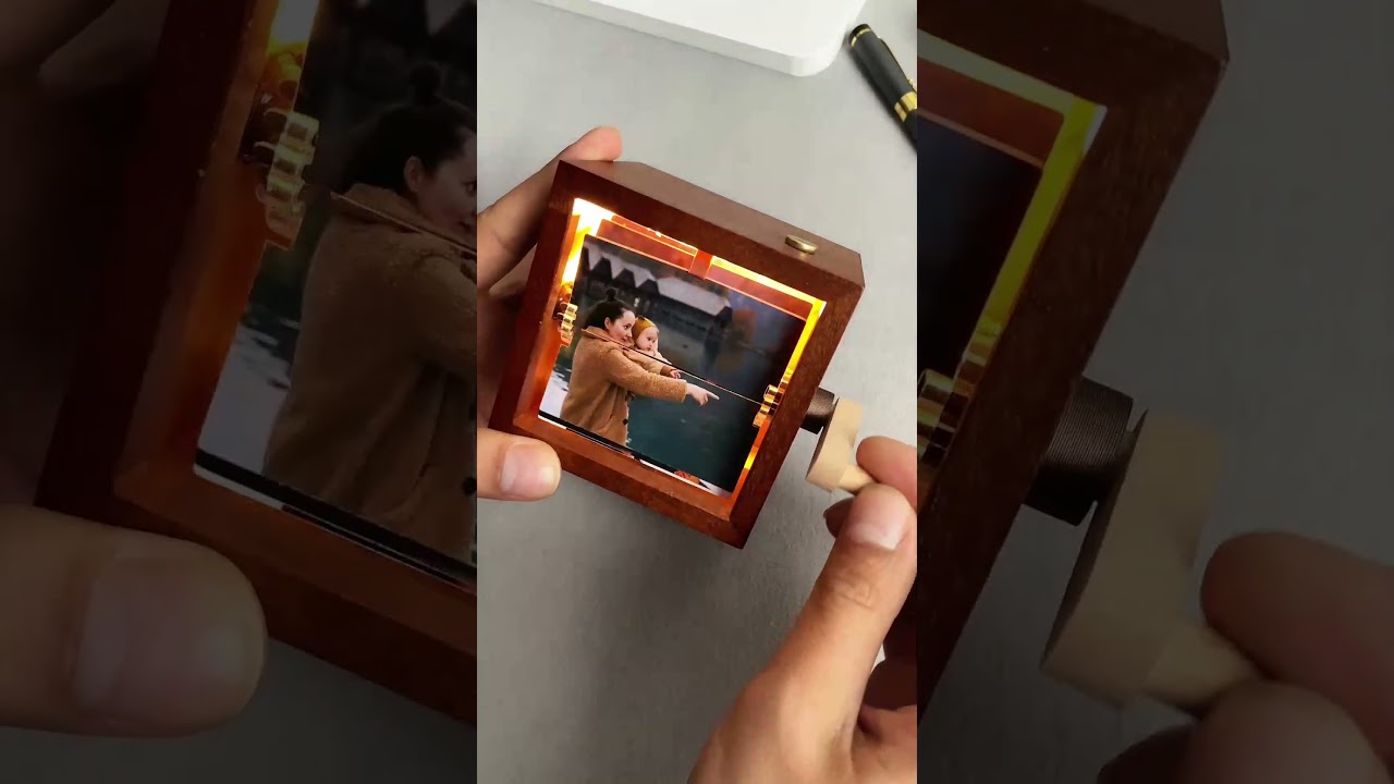 Custom Photo Flipbook Frame Animation Machine Hand-cranked Flipbook Box Photo Album with Light