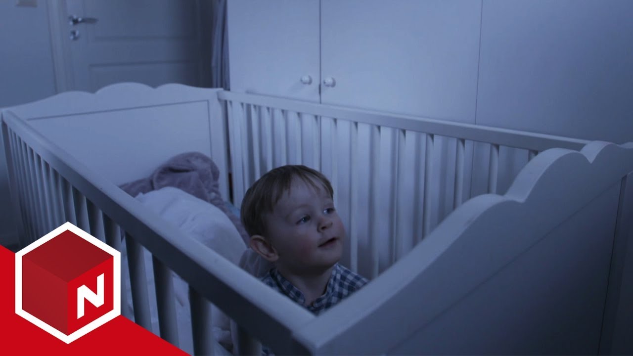 &Aring;ndenes makt | Theo har f&aring;tt en u&oslash;nsket barnevakt | discovery+ Norge