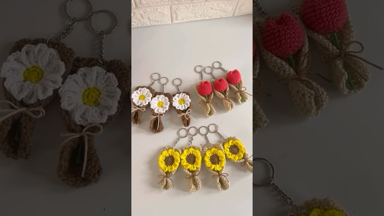 Mini Bouquet Crochet Keychain 🫶🏻 | Tutorial Uploaded on channel ❤️ #crochet #handmade #cute #gift