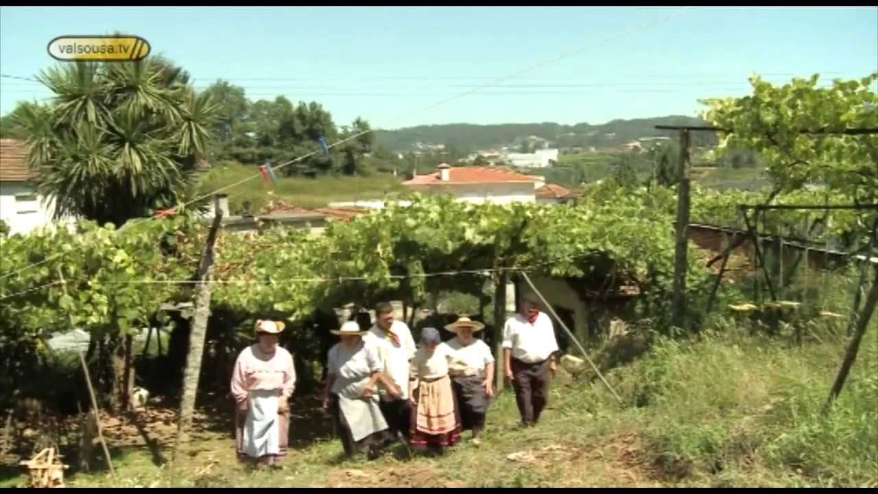 Lavradeiras de Lordelo fazem Arriga do Linho - Paredes 2008