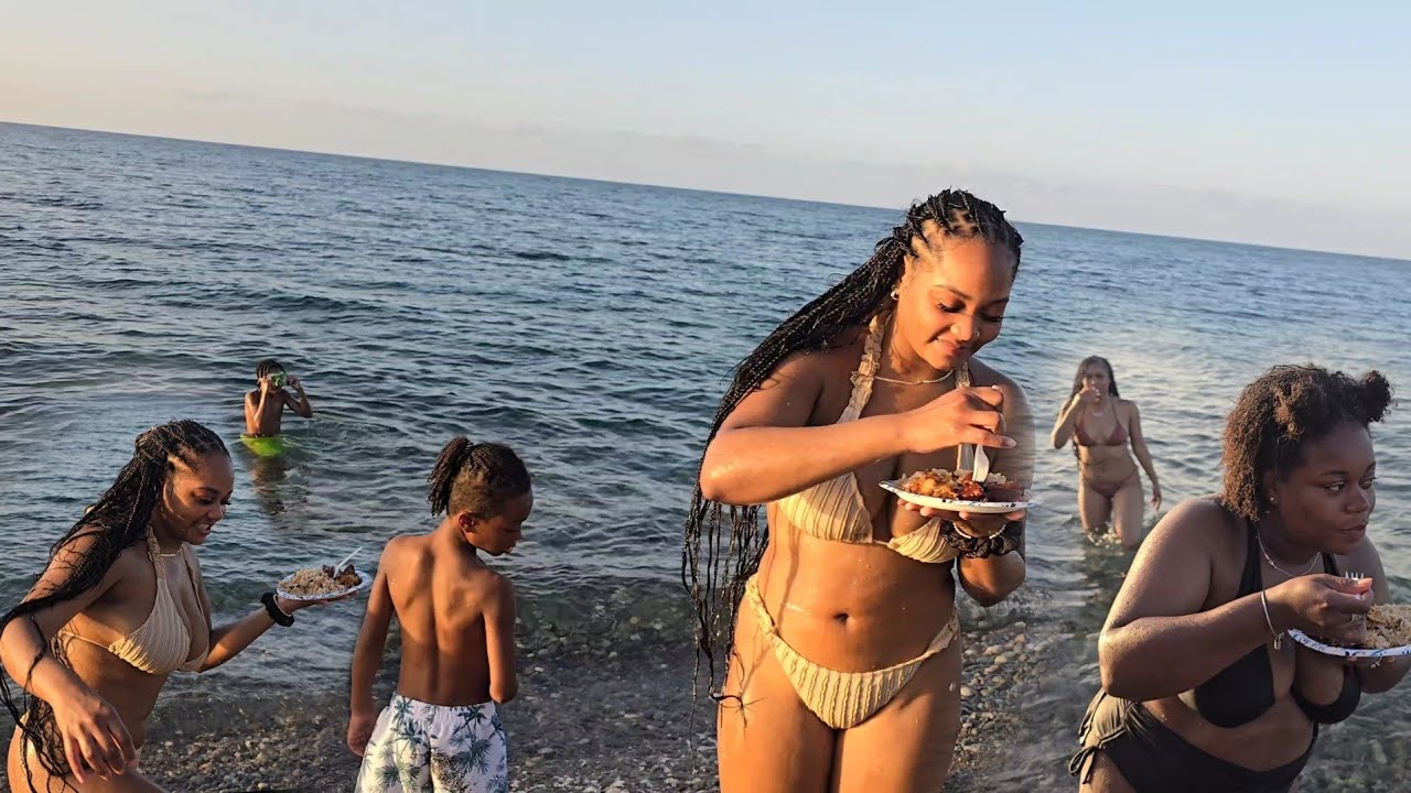 Colaz smith tv guest loving the food & vibe | coconut dumpling fry chicken | stew chicken fish rice