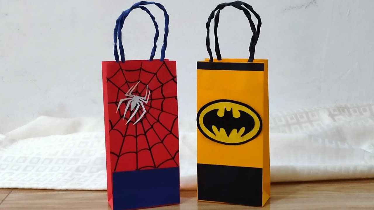 HOW TO MAKE LOOT BAGS | SPIDERMAN , BATMAN THEME | DIY