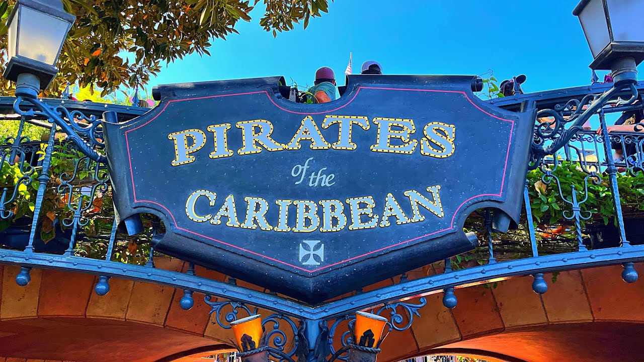 [Newly Refurbished July 2022] Pirates Of The Caribbean Full Ride - Front Row Lowlight POV Disneyland