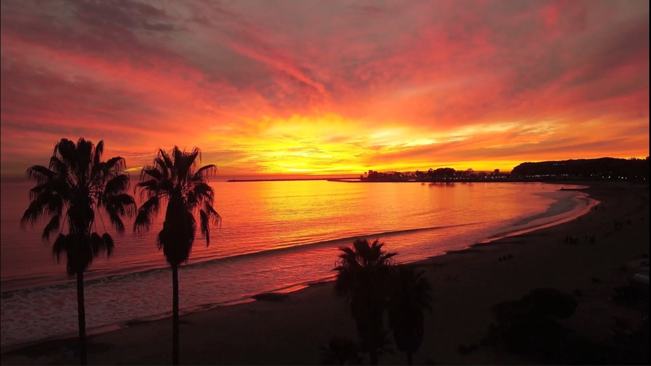 Relaxing Piano Music | Beautiful Morning Beach & Golden Sunrise