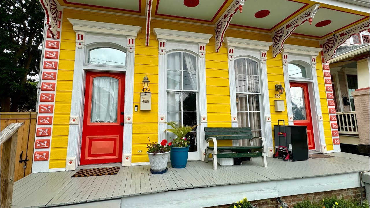 Algiers Point Walking Tour in New Orleans #neworleans #algiers #cityofneworleans