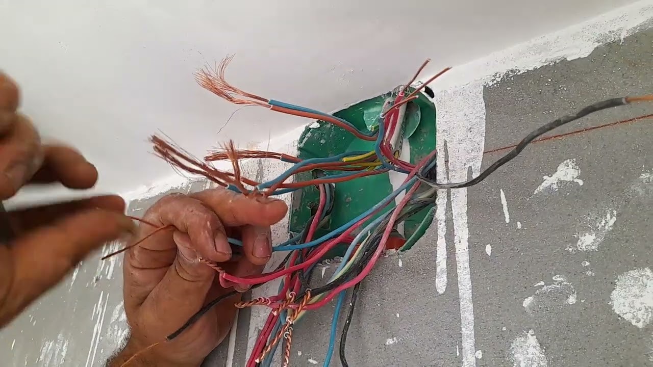 شرح علاقة الطابلو الكهربائي بعلبة التفرع(يتبع)