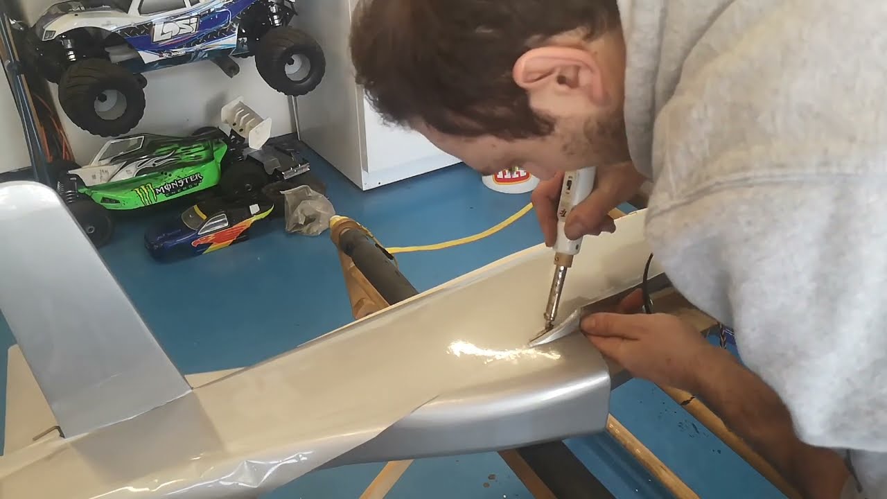 P-51 Mustang Monokote Covering: How To Cover Fuselage Sides