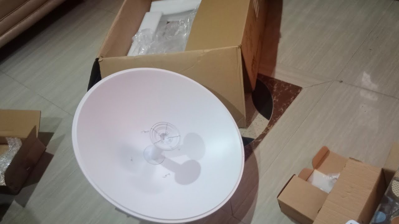 Unboxing And Assembling AF-5G30-S45  AirFiber Dish