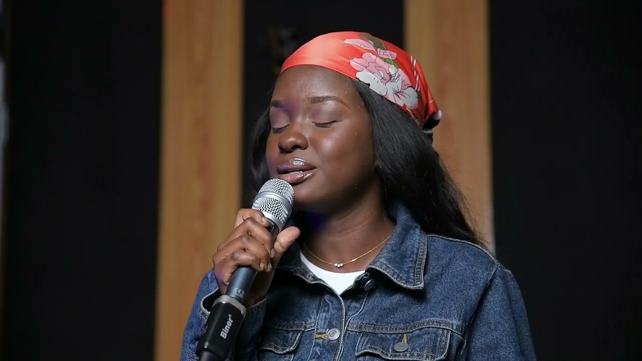 ÉCHELLE - Ruth Kimongoli (Live Recording)