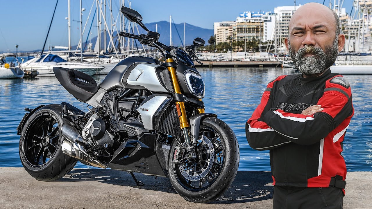 FIRST RIDE: 2019 Ducati Diavel 1260 S Review in Spain