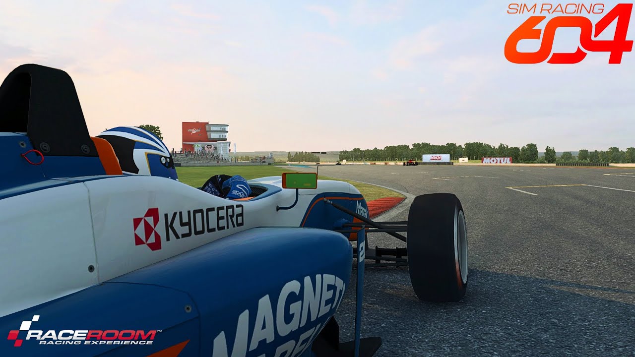 Circuit Paul Armagnac &mdash; это хорошо, но RaceRoom &mdash; это круто