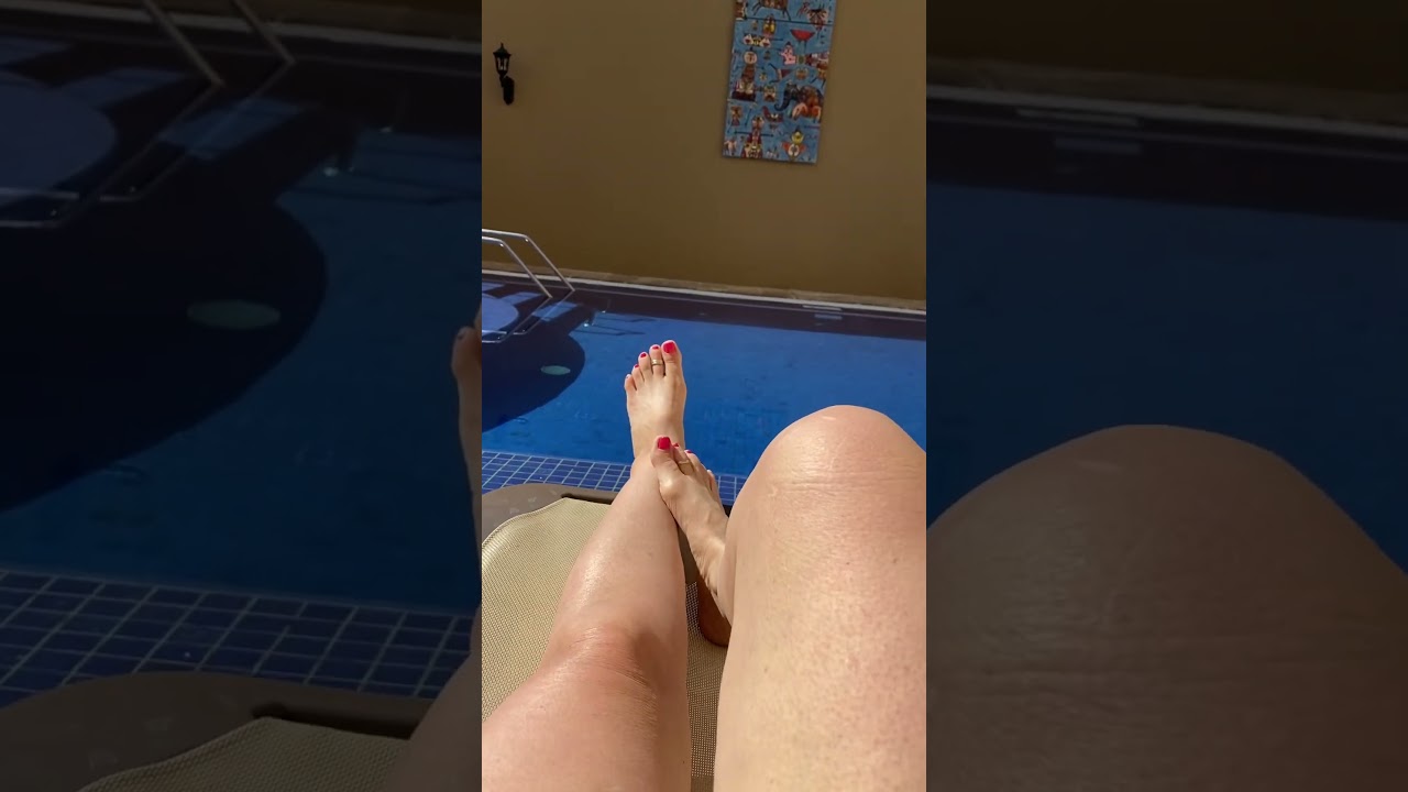 A PEACEFUL, FAMILY ~ FREE CHILDFREE SWIM IN OAXACA MEXICO | Childfree Philosophy Difference