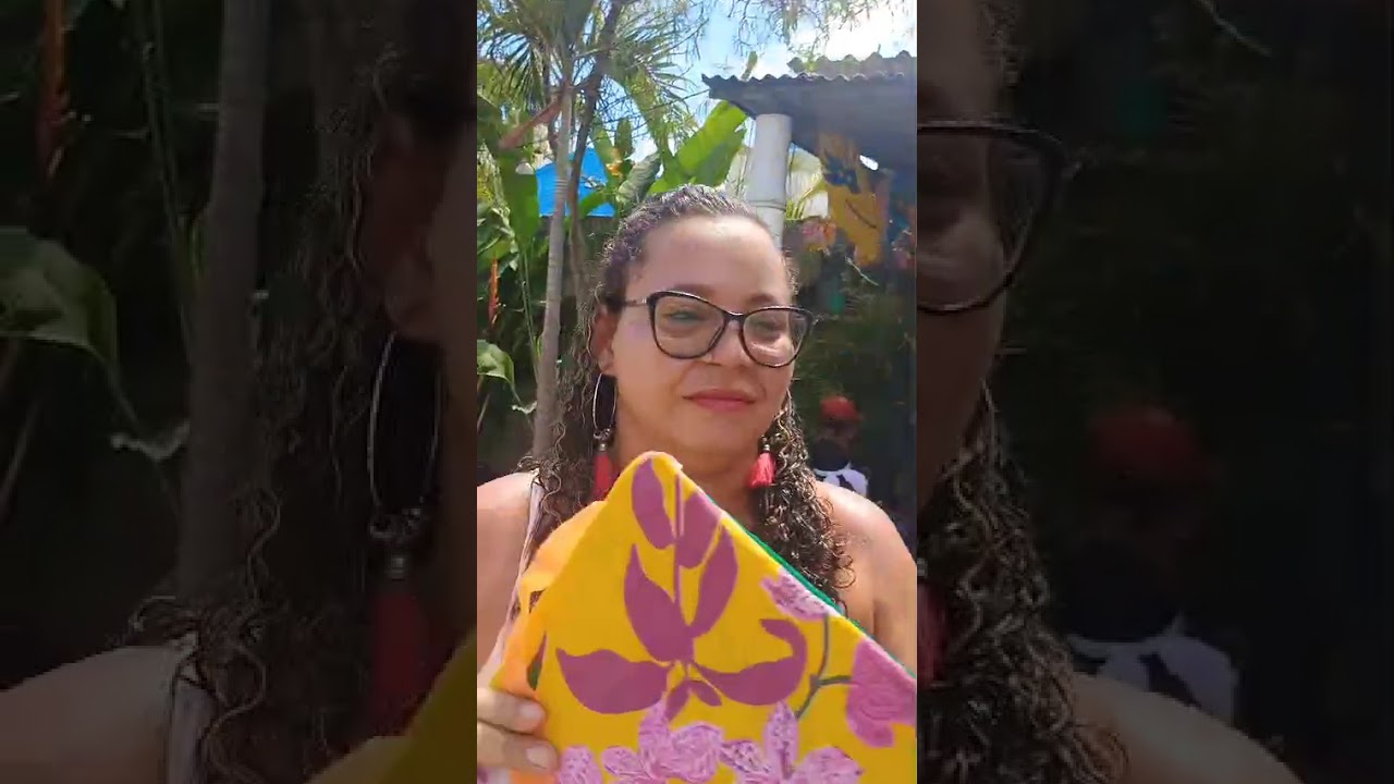Rosa em folia