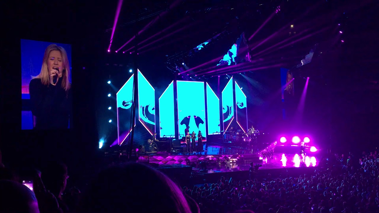 Ellie Goulding - Goodness Gracious (live in Prague 2016)