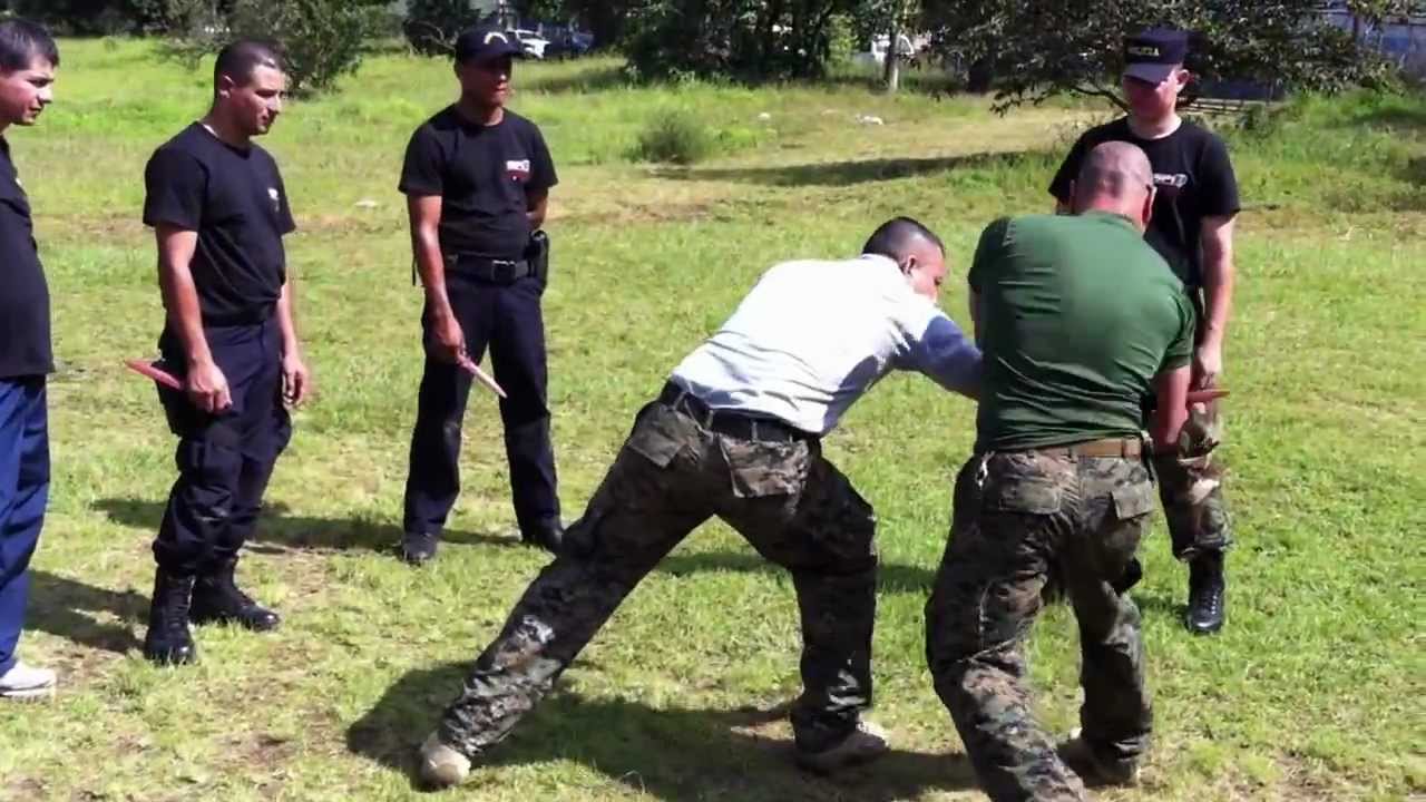 Defensa contra cuchillo