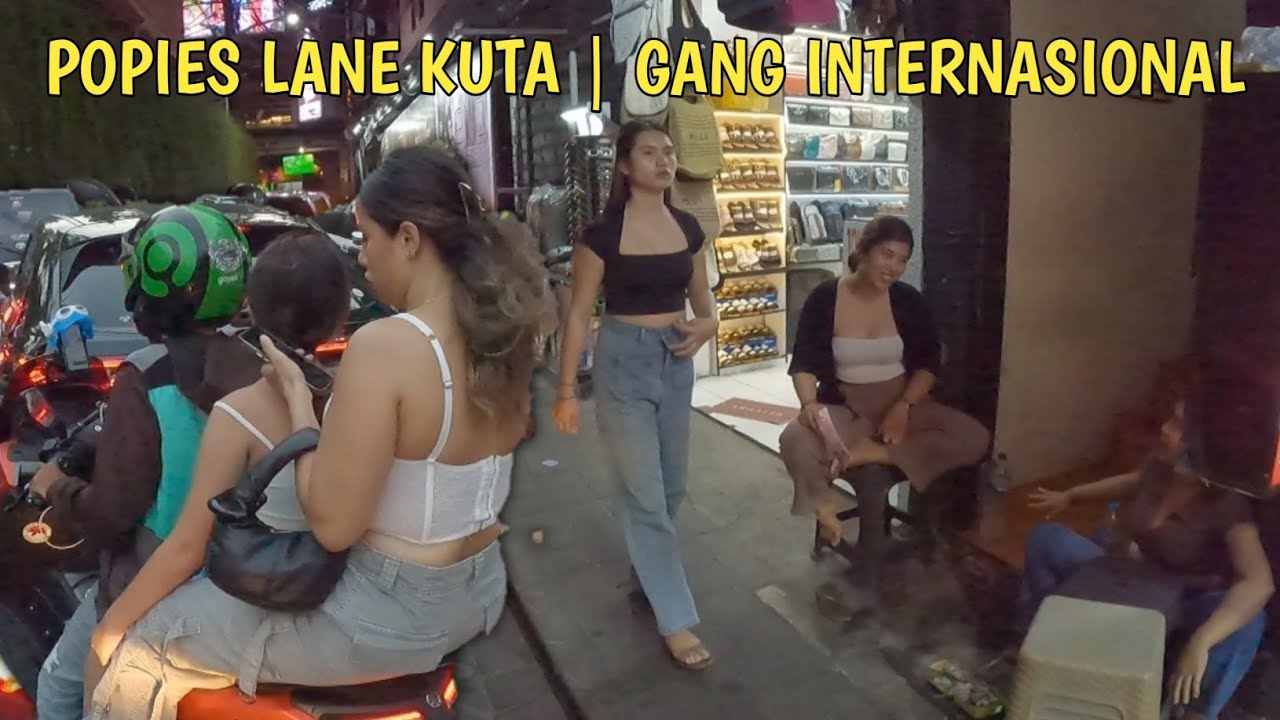 Blusukan ke gang paling populer di dunia | gang popies kuta