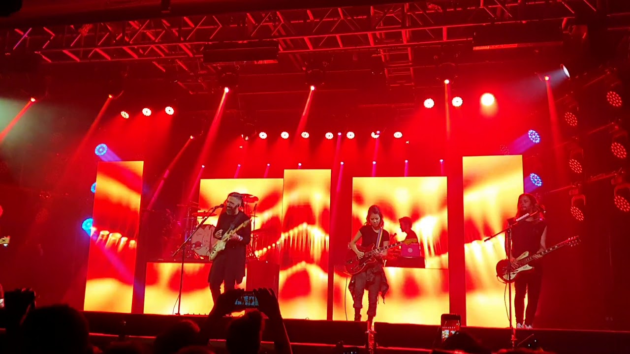 Supercombo - O Peso da Cruz (part. Juliana Vieira) [Audio - 24/11/19]