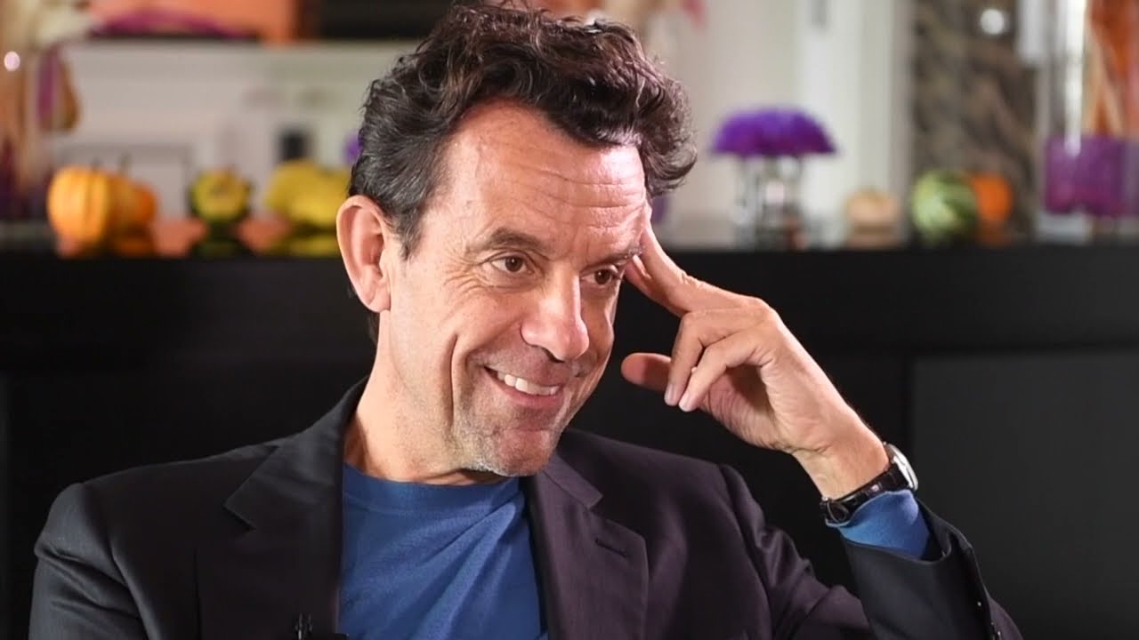 Gr&eacute;goire Furrer se r&ecirc;ve en patron de l'humour francophone mondial