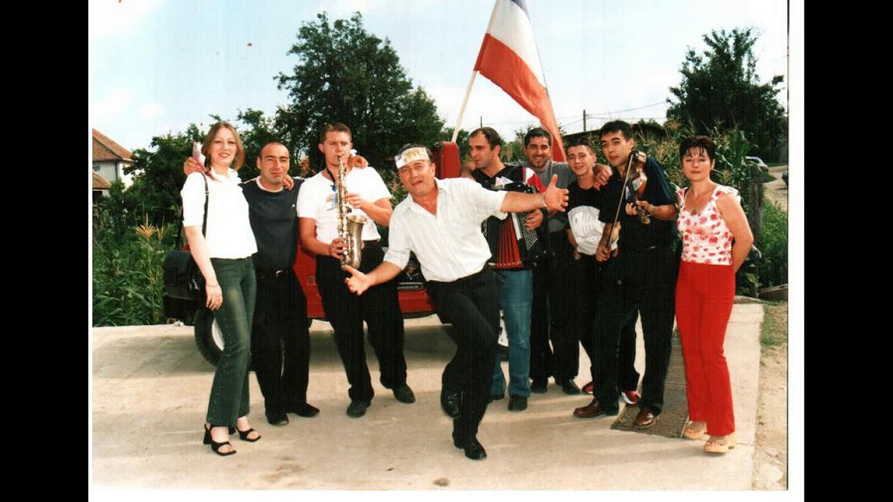 URNEBES (uzivo) - Vlaska kola i pesme VITA MALI I MOKI