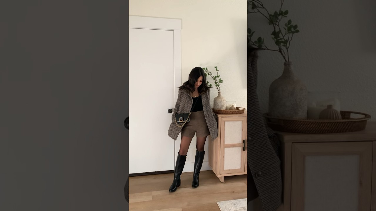 Just found the cutest / stylish riding boots! On MAJOR sale today too! 😍 linked in bio to shop 🖤🥰