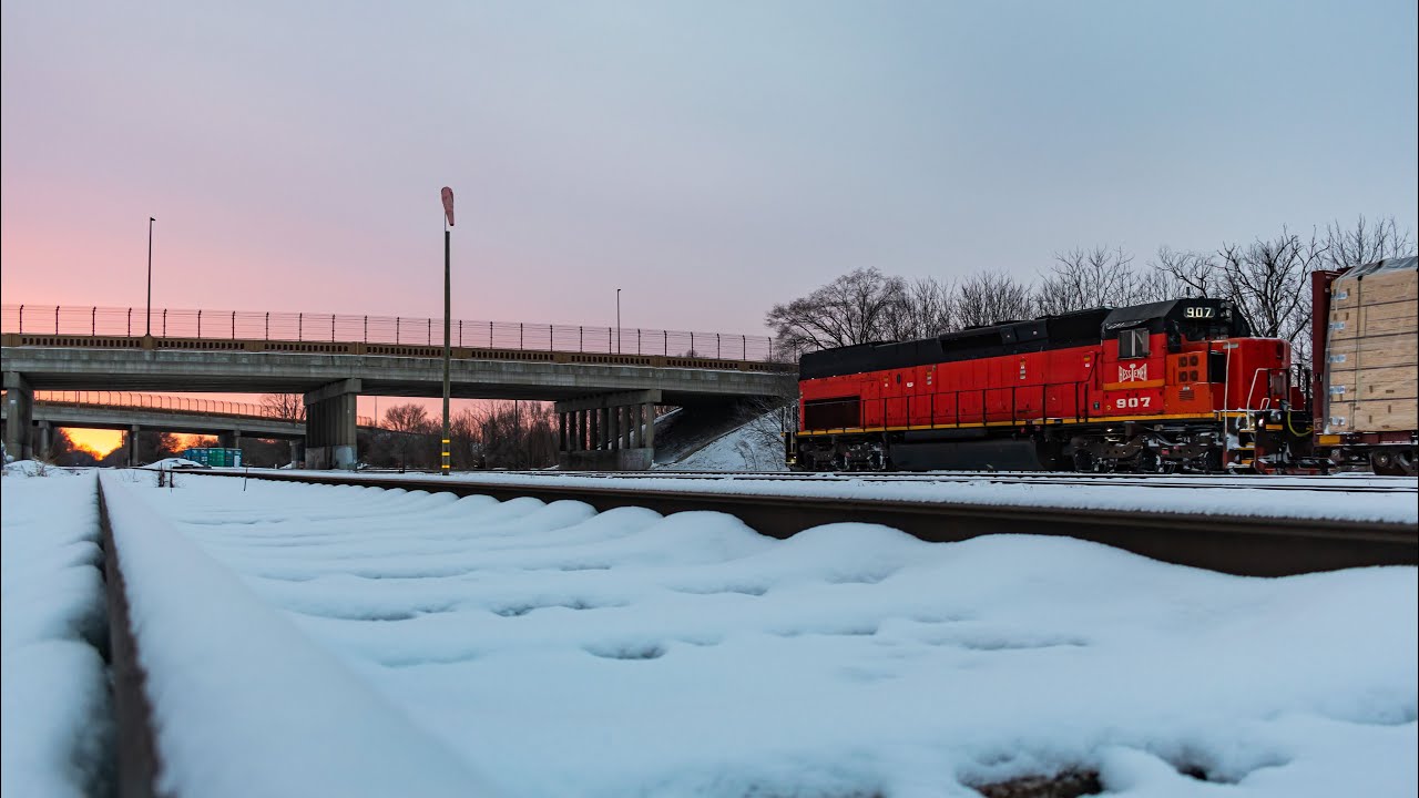 BLE 907 Shuffling Around Oliver's Yard - South Bend, Indiana - 01/01/2026