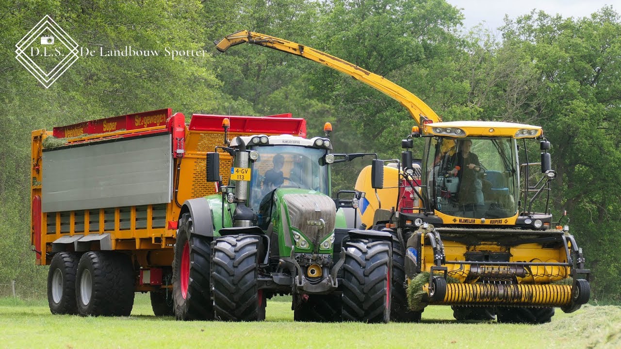 Grass Silage | Two Fendt 828 With Vario Grip + Veenhuis | New Holland FR 9050 | Nijmeijer Kuipers