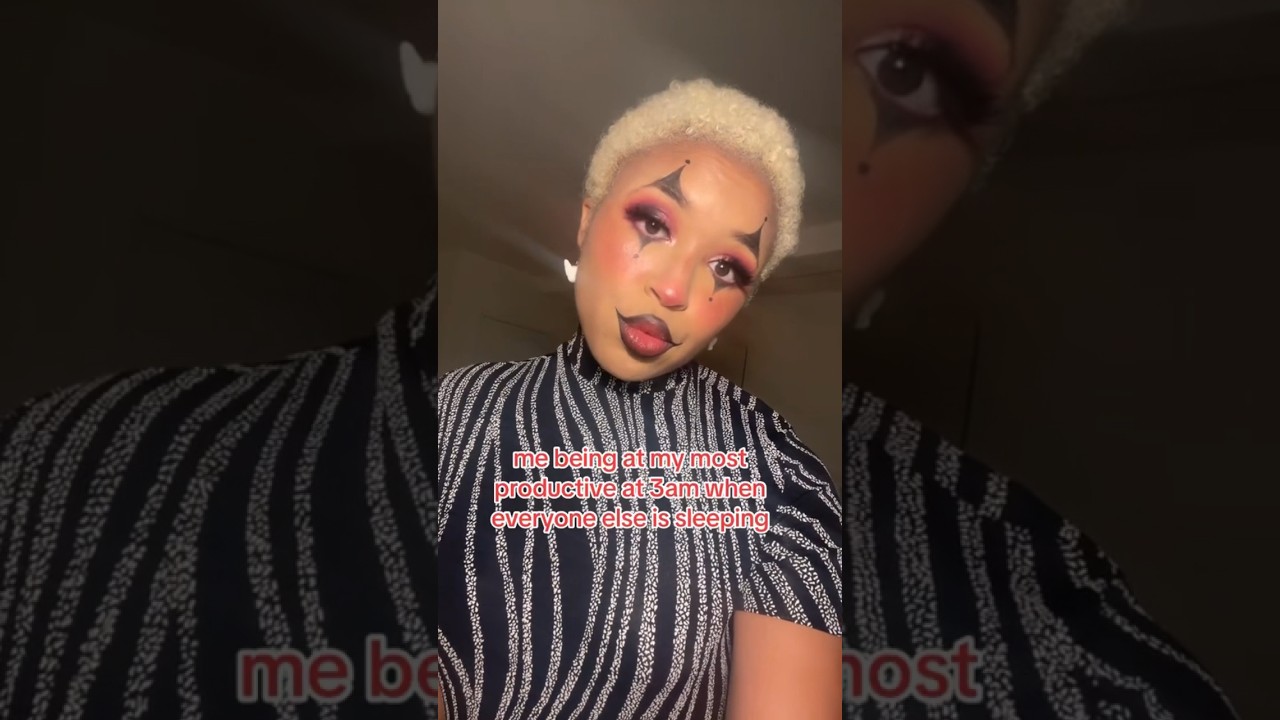 late night productivity 😭 #makeup #makeupartist #makeupshorts