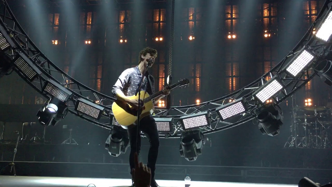 Shawn Mendes Bad Reputation - Illuminate World Tour - Melbourne, VIC 3/12/17