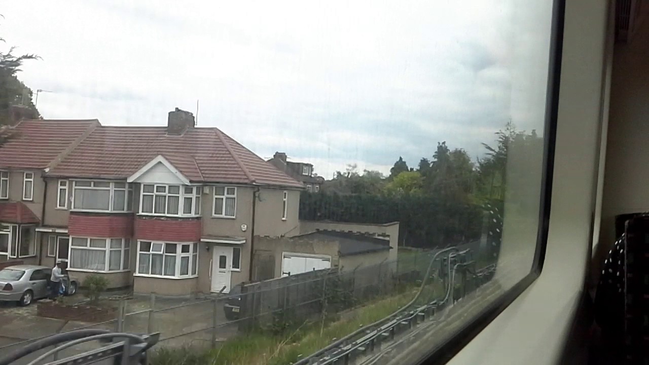 Full Journey on the Metropolitan line from Watford to Finchley Road All stations
