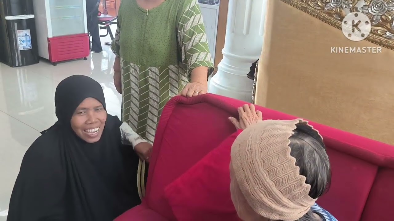 SYUKUR YANG MENUMBUHKAN BAHAGIA DAN SECERCAH NIKMAT YANG MENGHIDUPKAN JIWA