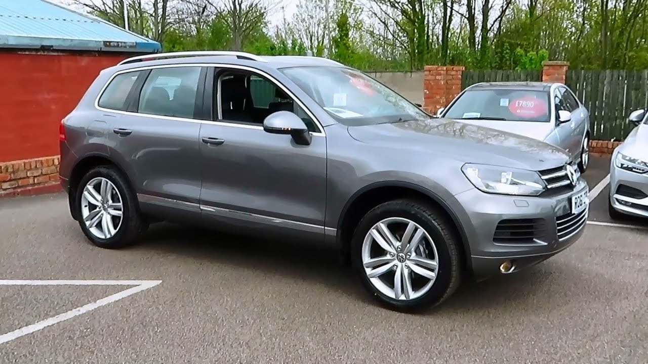 2011 Volkswagen Touareg 3.0 V6 TDI BlueMotion Tech SE - Start up and full vehicle tour