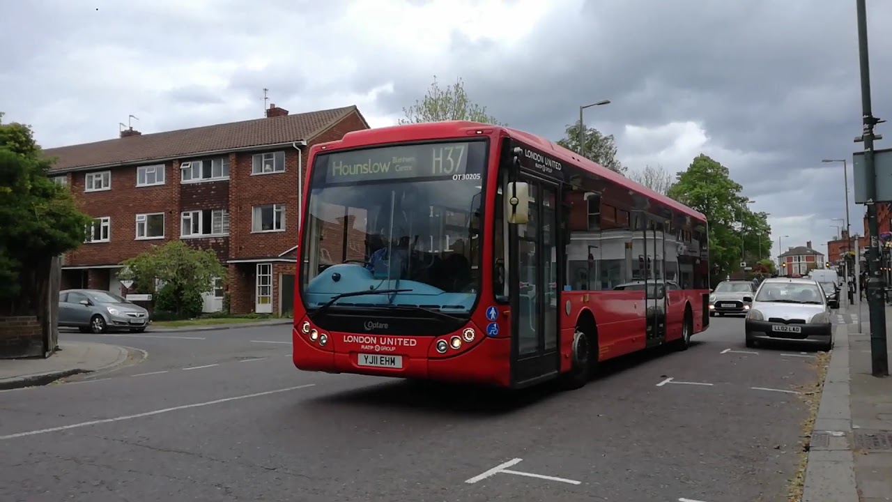 Optare Tempo on Route H37 ( OT30205 )