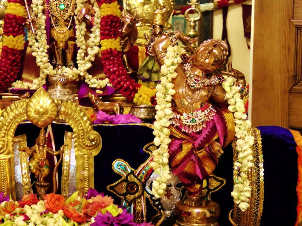 Sanskrit Hymn (1008 Divine Names of Sri Krishna) - 