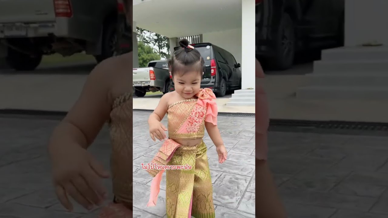 เวอร์ชั่นผ้าถุงก็มีค่ะแม่ๆ นางรำอย่าแล่นๆ 😂🐍 #น้องเพลงพิณ