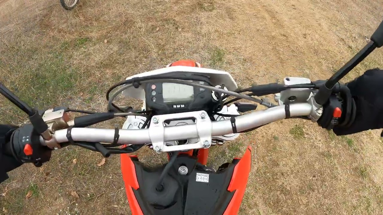 SWM RS 300 R First Ride Offroad