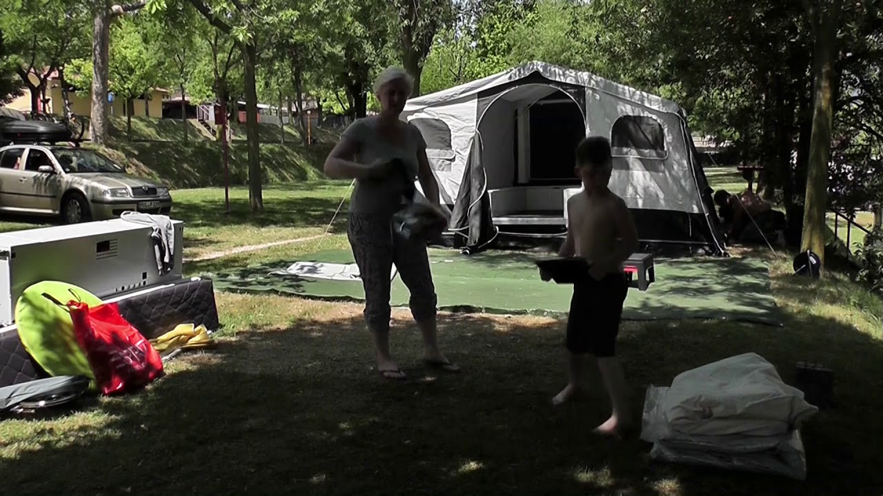 Aufbau Jamet Arizona AS Faltzelt Anhänger (Construction Video) - Faltcaravan Aufbau am Gardasee
