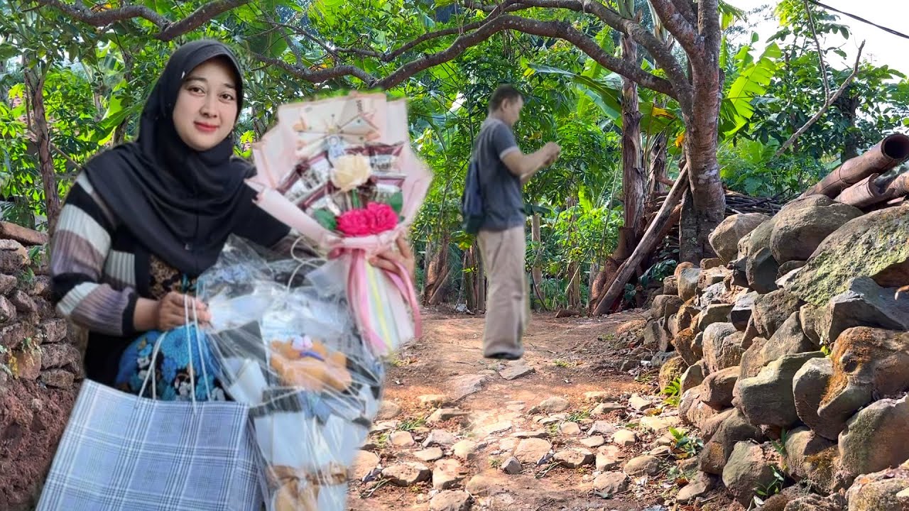 SINGLE PARENT USIA 32 THN,SETAHUN LEBIH MENJANDA MENDAMBAKAN CALON IMAM BAIK DAN SHOLEH