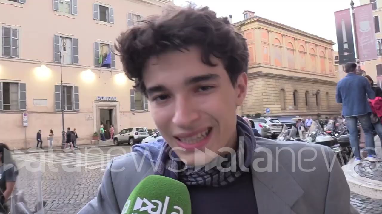 Studenti del liceo Visconti di Roma: 