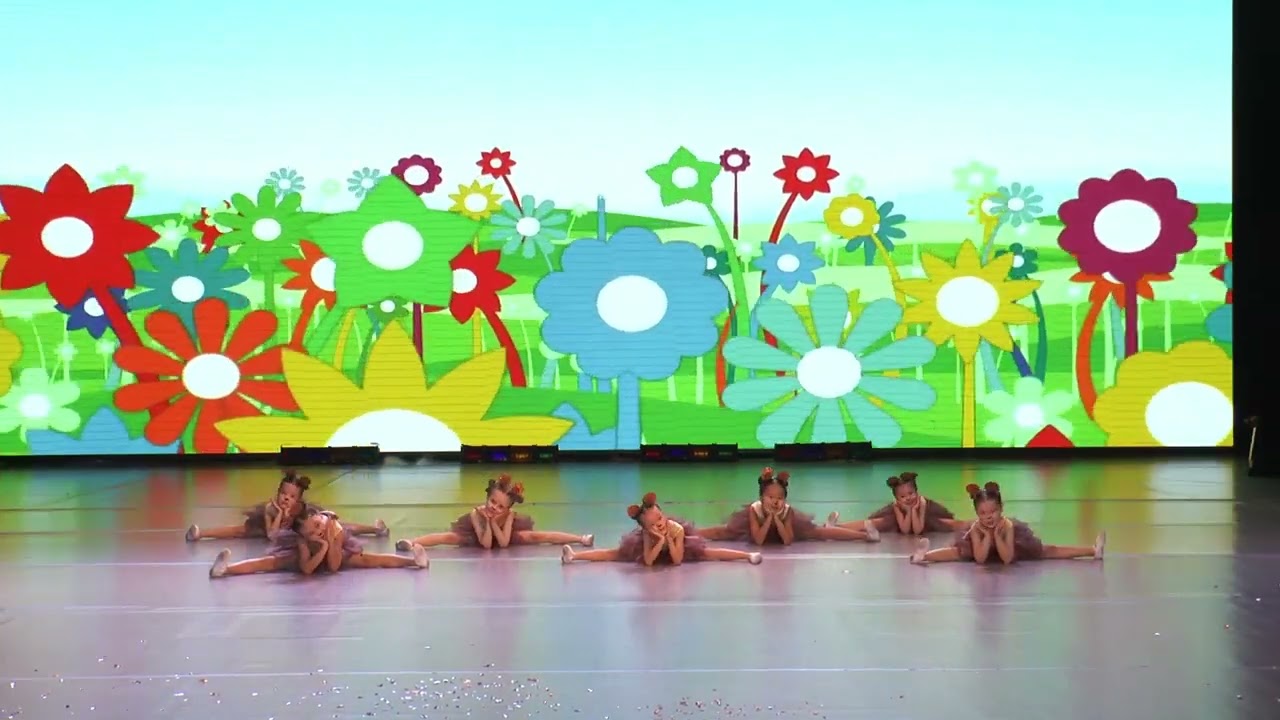42  VIVIYA DANCE   Эстрадный танец &laquo;Ушки на макушке&raquo;
