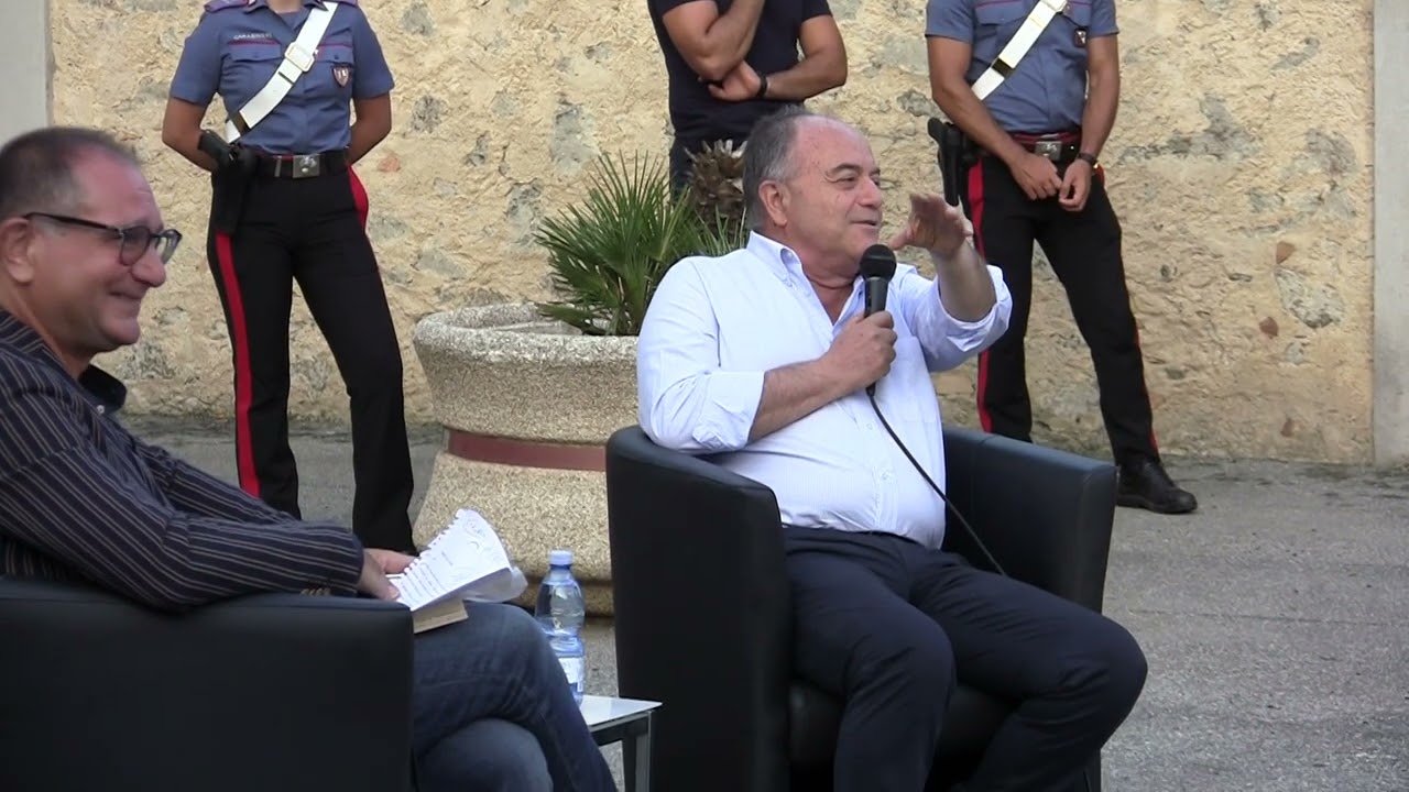Presentazione liibro dott  N Gratteri   Serv  di P Screnci
