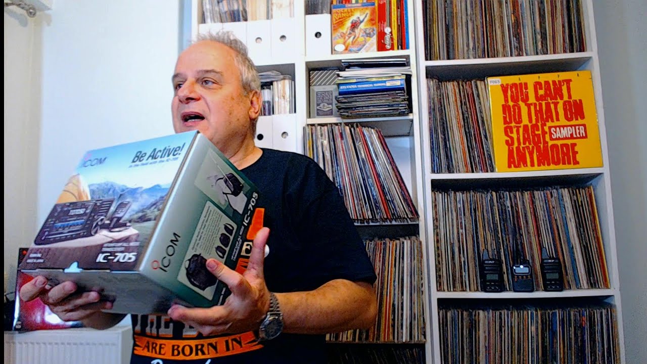 ICOM IC 705 unboxing και παρουσίαση.