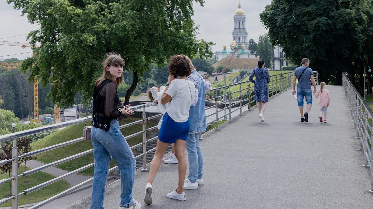 These images show life in Kyiv just months before the war