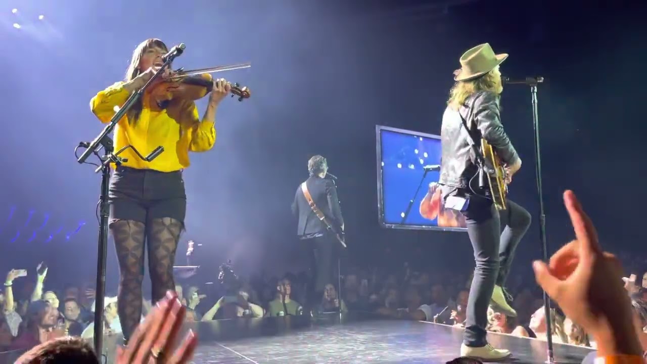 The Lumineers “CLEOPATRA” Camden Waterfront Freedom Mortgage Pavilion 6/4/22 Live