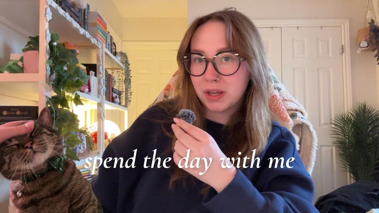 spend the day with me, reading! 📚⭐️